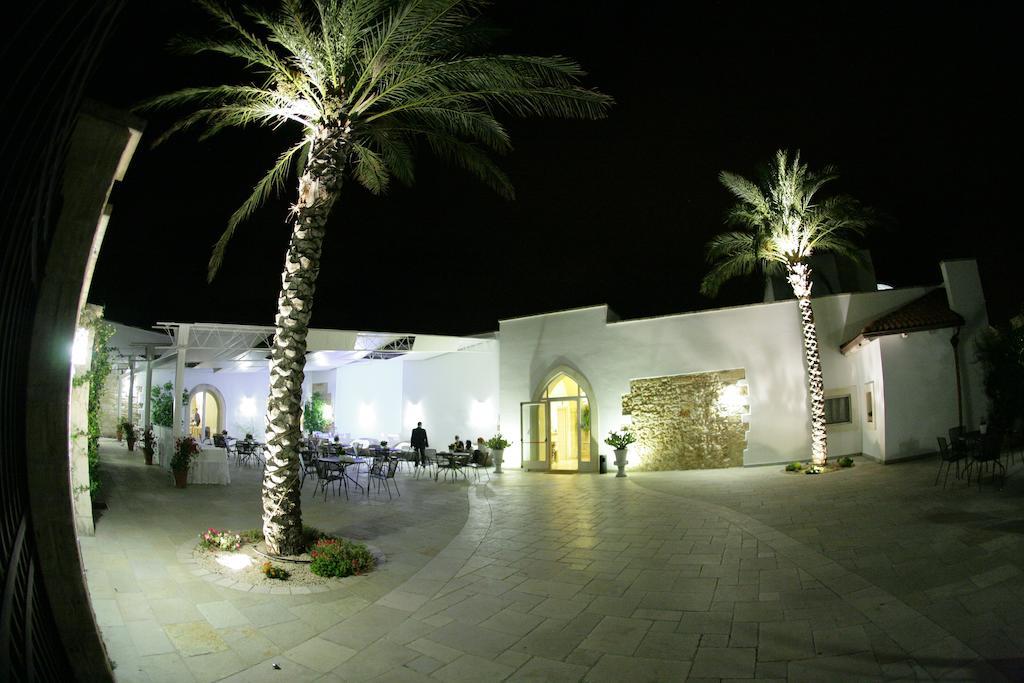 Masseria Terra Dei Padri Hotel Campi Salentina Екстериор снимка